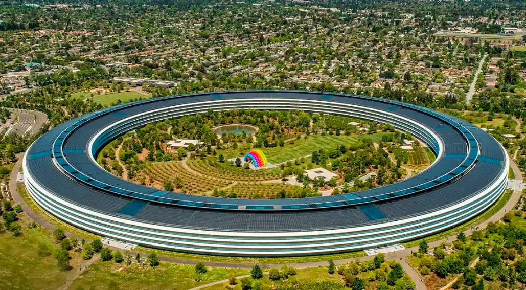 اپل پارک Apple Park