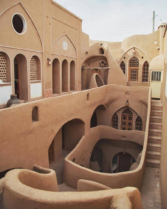 خانه اخوان کاشان- عمارت سنتی ایرانی